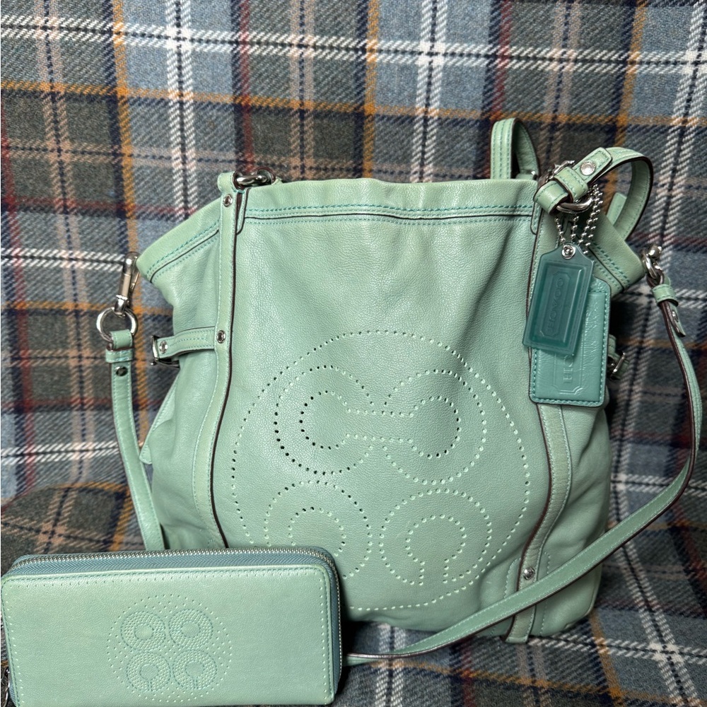 Coach Mint Green Leather Shoulder Bag with Zip Wallet